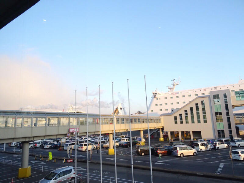 苫小牧西港フェリーターミナルの紹介 東港との違いとポートミュージアムなども